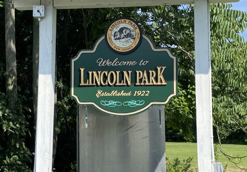 Lincoln Park Sign